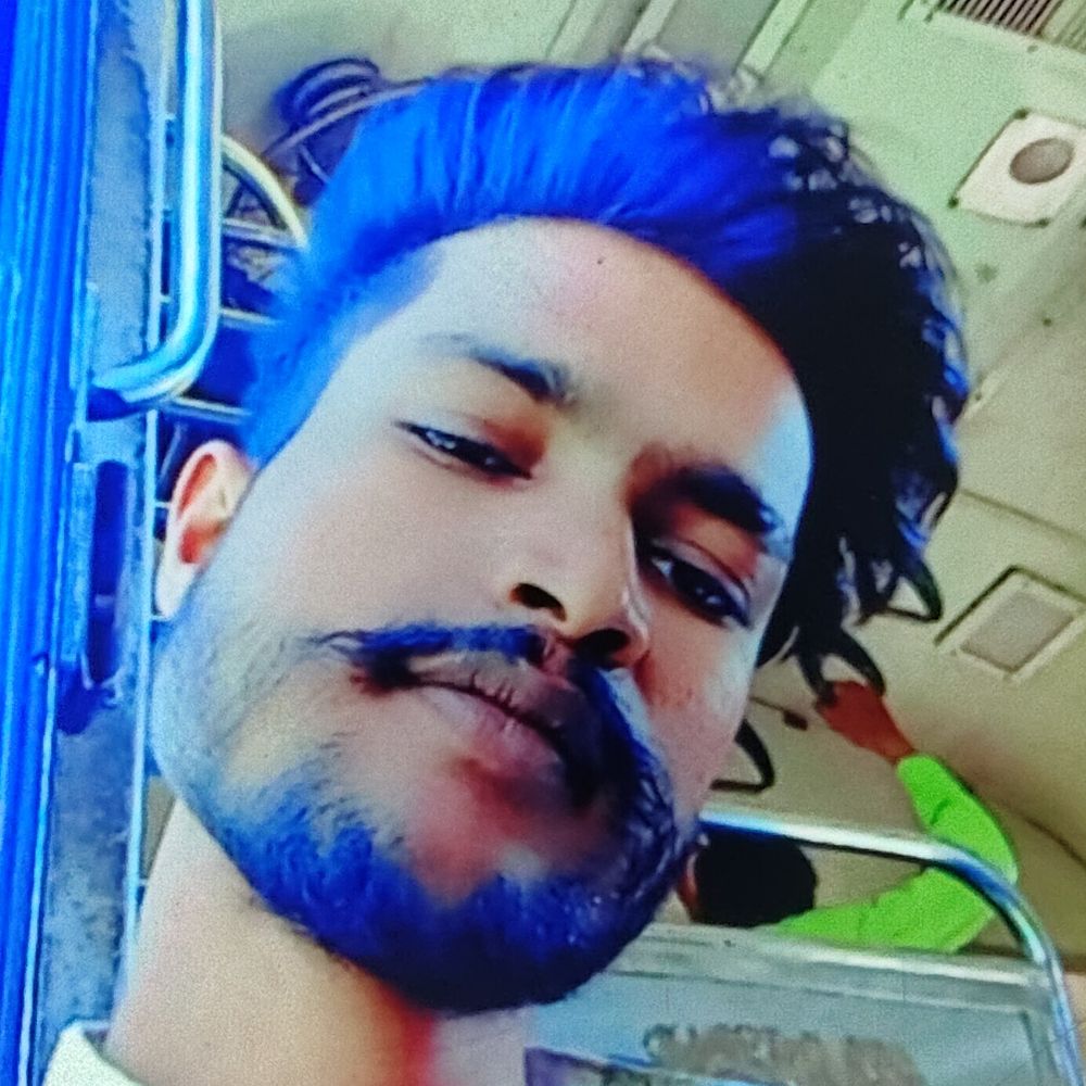 ट्रैक्टर-ट्रॉली नहर में पलटी, एक युवक की मौत:फतेहपुर से आलू छोड़कर लौटते समय हुआ हादसा, दो घायल