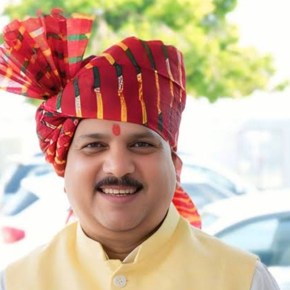 हरदोई में त्वरित विकास योजना की मंजूरी:जनप्रतिनिधियों के 55 करोड़ के कार्यों को हरी झंडी, विकास को रफ्तार