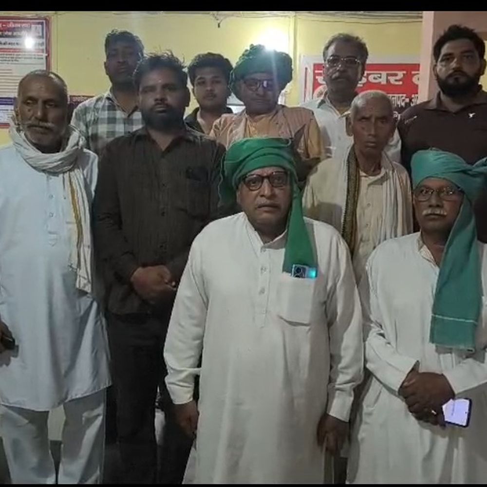 अलीगढ़ में किसान नेताओं ने थाने का किया घेराव:उड़ीसा में राकेश टिकैत को हिरासत में लेने पर विरोध जताया