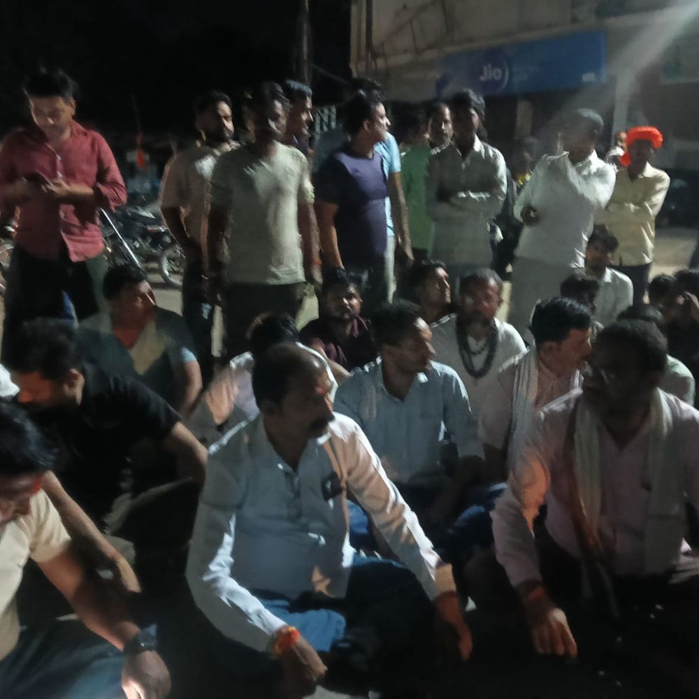 भाजपा नेता के बेटे से मारपीट, 6 पर केस:पुलिस पर लापरवाही का आरोप, कस्बा प्रभारी लाइन हाजिर