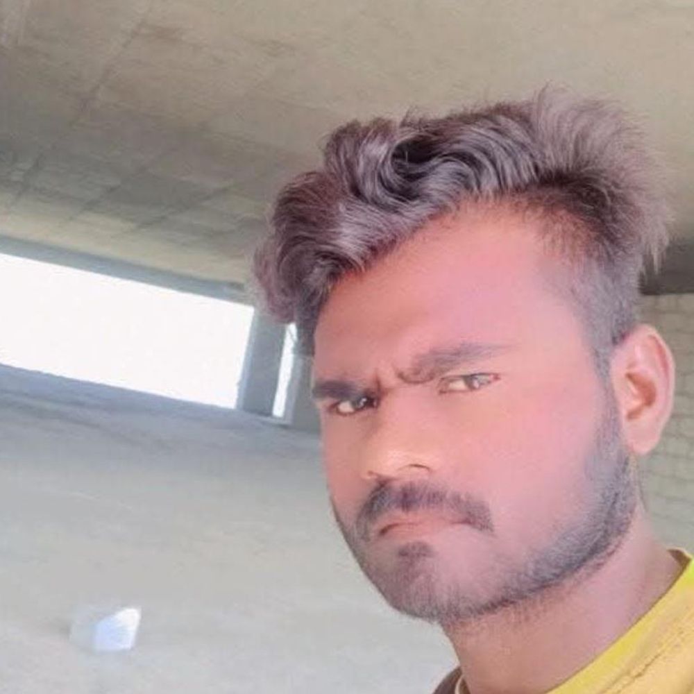 फतेहपुर में जहरीला पदार्थ खाकर युवक ने की आत्महत्या:छप्पर के नीचे चारपाई पर मिला शव, परिवार में मातम पसरा