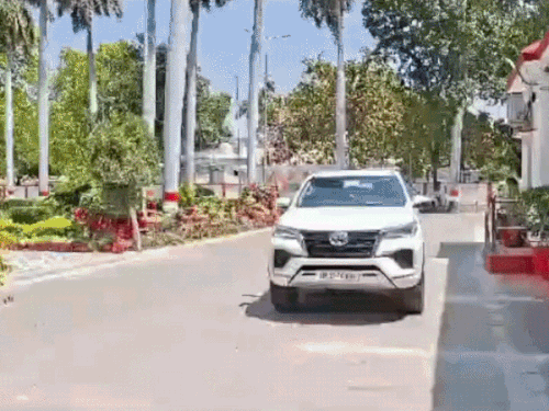 'देश में पेट्रोल- गैस की नहीं किल्लत':अयोध्या में मंत्री अनिल राजभर बोले- विपक्ष ने झूठ बोलकर लाइन में खड़ा कराया