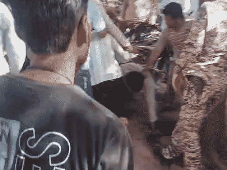 बिजली कनेक्शन काटने पर ऑफिस में मीटर रीडर से मारपीट:  मुरैना में घसीटकर पीटा; हवाई फायरिंग भी की, चार पर केस, दो पकड़े गए – Morena News