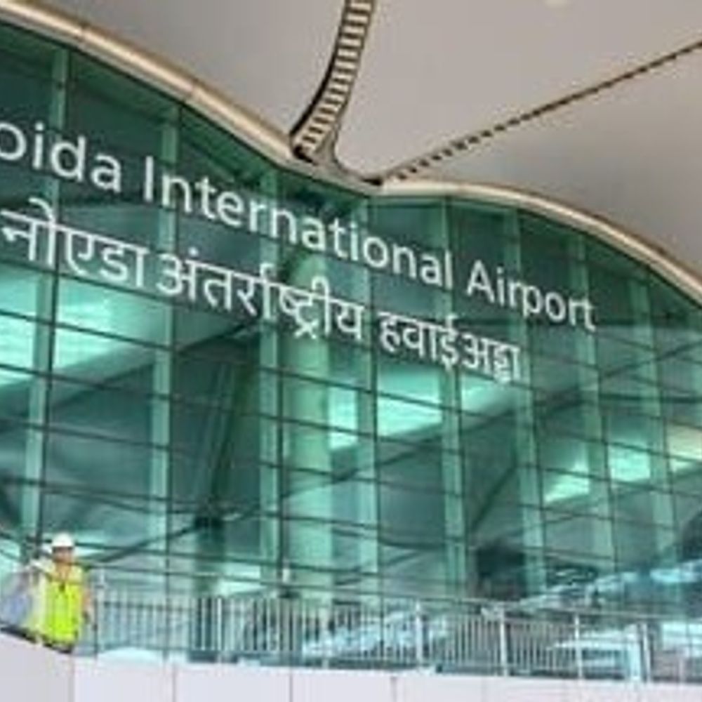 फिरोजाबाद में कारोबार को मिलेगी नई रफ्तार:नोएडा इंटरनेशनल एयरपोर्ट से जुड़ेगा कांच उद्योग, खुलेगा अंतरराष्ट्रीय बाजार