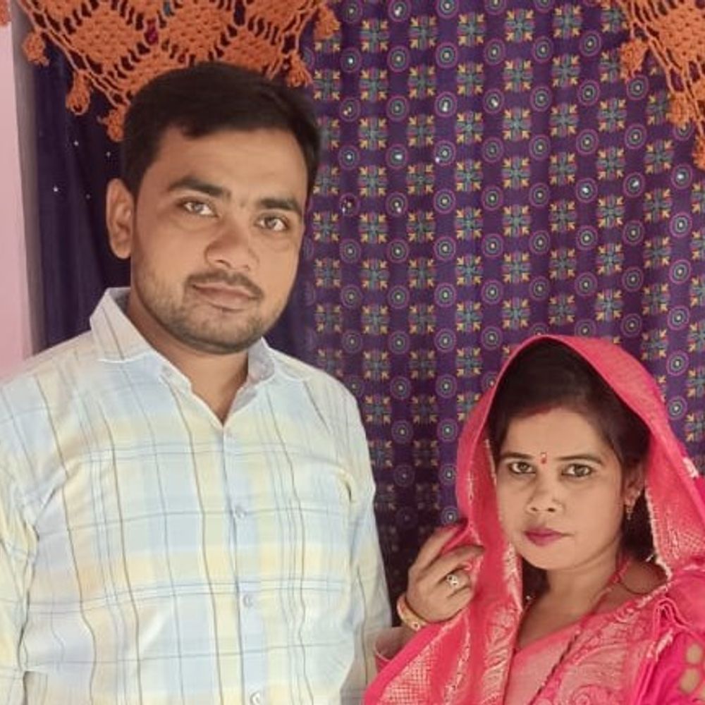 सत्संग से लौट रहे परिवार को ट्रैक्टर ने मारी टक्कर:एटा में बेटे की मौत, मां और पत्नी गंभीर रूप से घायल