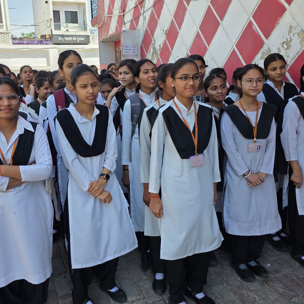 संभल में 500 छात्राओं ने देखी 'द केरला स्टोरी 2':फिल्म देख छात्राएं बोलीं- दूसरों के बहकावे में न आएं, अपने मूल्यों पर कायम रहें