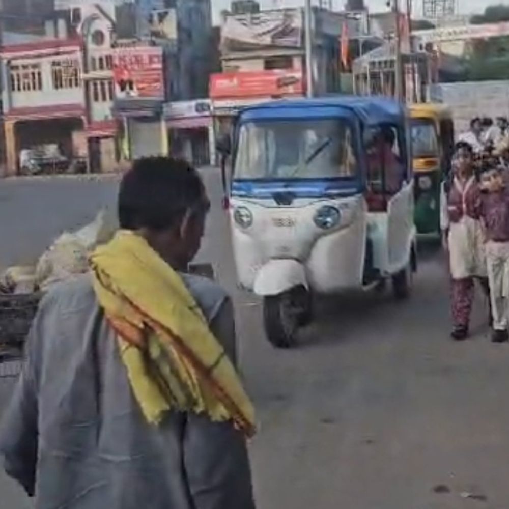 संभल में बारिश से गेहूं-मसूर की फसल को नुकसान:एक बीघा में एक क्विंटल गेंहू की उपज, AQI 134 दर्ज; तापमान 38 डिग्री पहुंचा