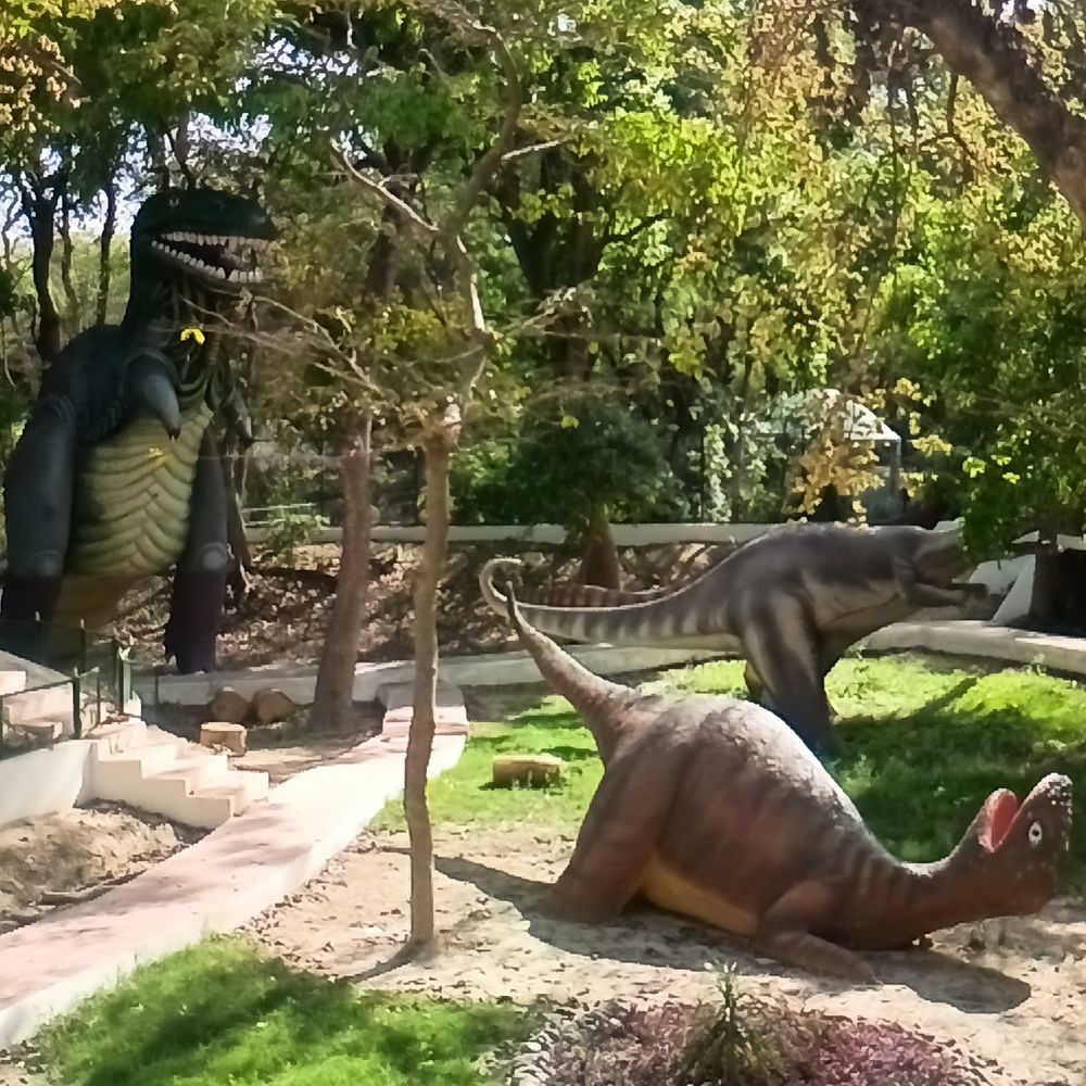 कानपुर जू में दिखेगा 'जुरासिक वर्ल्ड':15 लाख में संवर रहा डायनासोर पार्क; अब बिना एक्स्ट्रा टिकट देख सकेंगे 'आर्कियोप्टेरिक्स