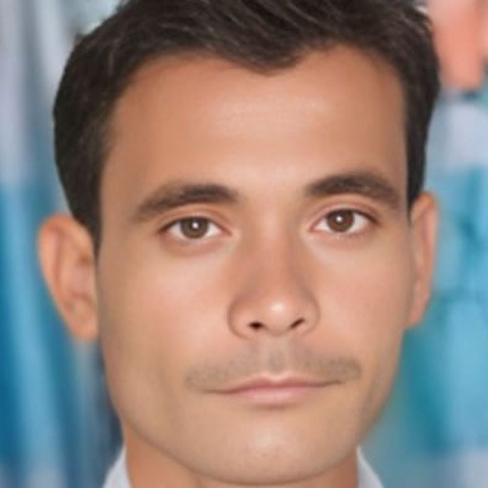 साढ़ में ई-रिक्शा की टक्कर से युवक की मौत:सड़क किनारे खड़े अवध कुमार को लगी चोट, इलाज के दौरान निधन