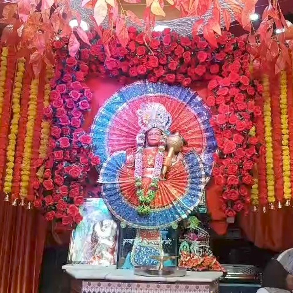 उत्तर भारत की सबसे बड़ी बालाजी शोभायात्रा की तैयारी:मुजफ्फरनगर रोशनी और फूलों से सजा, हर चौराहे पर स्वागत