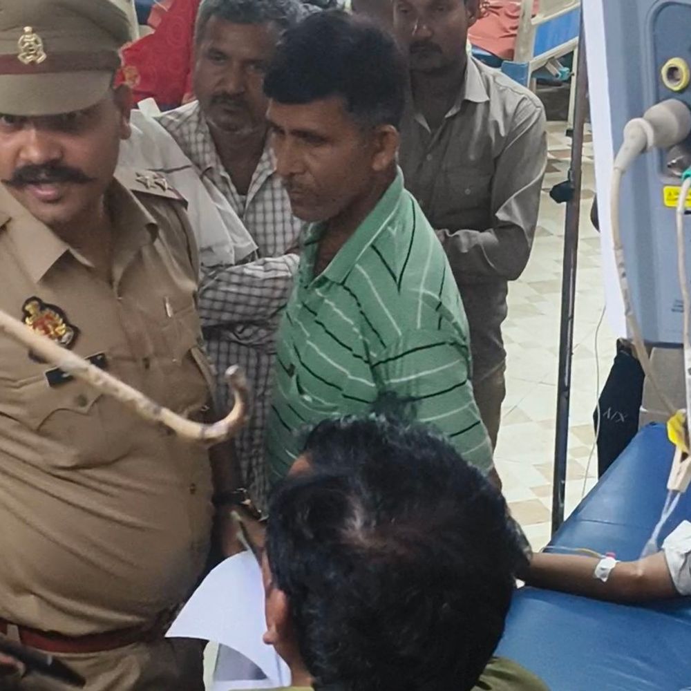 युवक ने पुलिस पर पिटाई का आरोप लगाया:पुलिस ने कहा- स्टंटबाजी कर रहा था, हेलमेट न पहनने पर चालान किया