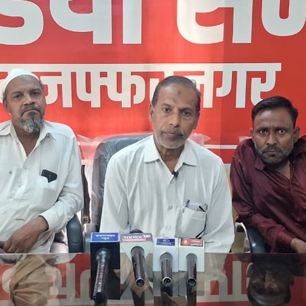 बहू ने भाइयों संग ससुराल पर किया हमला:मुजफ्फरनगर में घर में घुसकर ब्लेड से किया वार, कई घायल; परिवार ने मांगी सुरक्षा