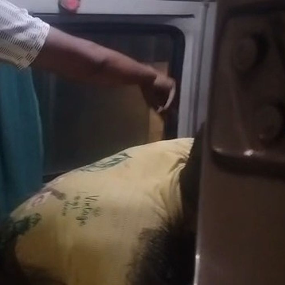 कुशीनगर में श्रद्धालुओं से भरी ट्रैक्टर-ट्रॉली नहर में पलटी:15 लोग घायल, ट्राली का हुक टूटने से हुआ हादसा