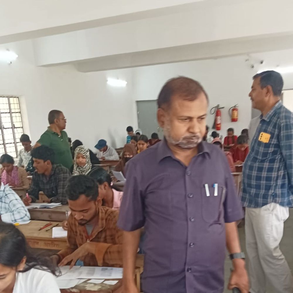 अररिया कॉलेज में स्नातक प्रथम सेमेस्टर परीक्षा संपन्न:  699 छात्रों ने नकलविहीन-शांतिपूर्ण माहौल में दी परीक्षा, दो पालियों में हुई – Araria News