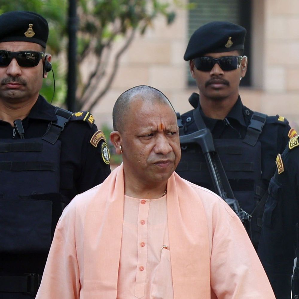 बरसात, आंधी से खराब हुई फसल का जल्द मुआवजा दिलाएं:सीएम योगी ने बेमौसम बारिश से परेशान किसानों का जाना हाल, जिलाधिकारियों को निर्देश किसानों के बीच जाकर संवाद करें