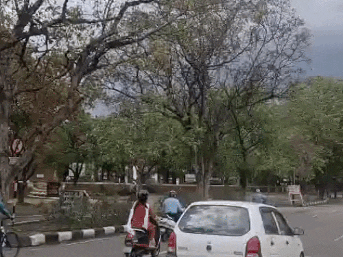 पंजाब के 12 जिलों में आज बारिश की संभावना:  तापमान सामान्य से 2.2 डिग्री अधिक, कल से आंधी तूफान का अलर्ट, मार्च में 25% कम बारिश – Punjab News