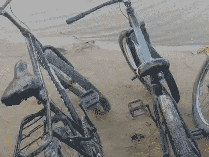 गोरखपुर में चार बच्चे लापता, डूबने की आशंका:  राप्ती नदी किनारे मिली 4 साइकिलें और कपड़ा, NDRF को बुलाया – Gorakhpur News