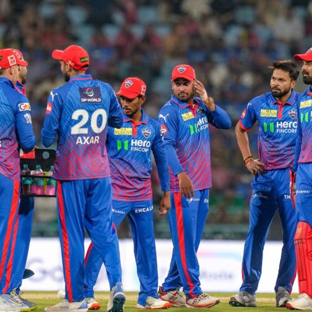 IPL में LSG vs DC:लखनऊ ने 10 ओवर में 5 विकेट गंवाए, एनगिडी ने पूरन को बोल्ड किया; मार्श-पंत भी आउट
