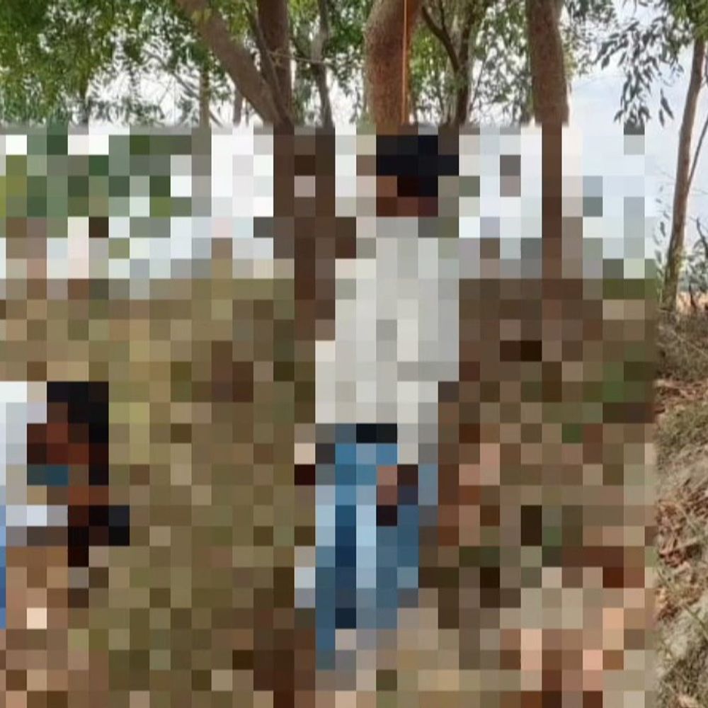 आजमगढ़ में फंदे से लटककर युवक ने दी जान:ननिहाल में रहकर करता था पढ़ाई, मामले की छानबीन में जुटी पुलिस