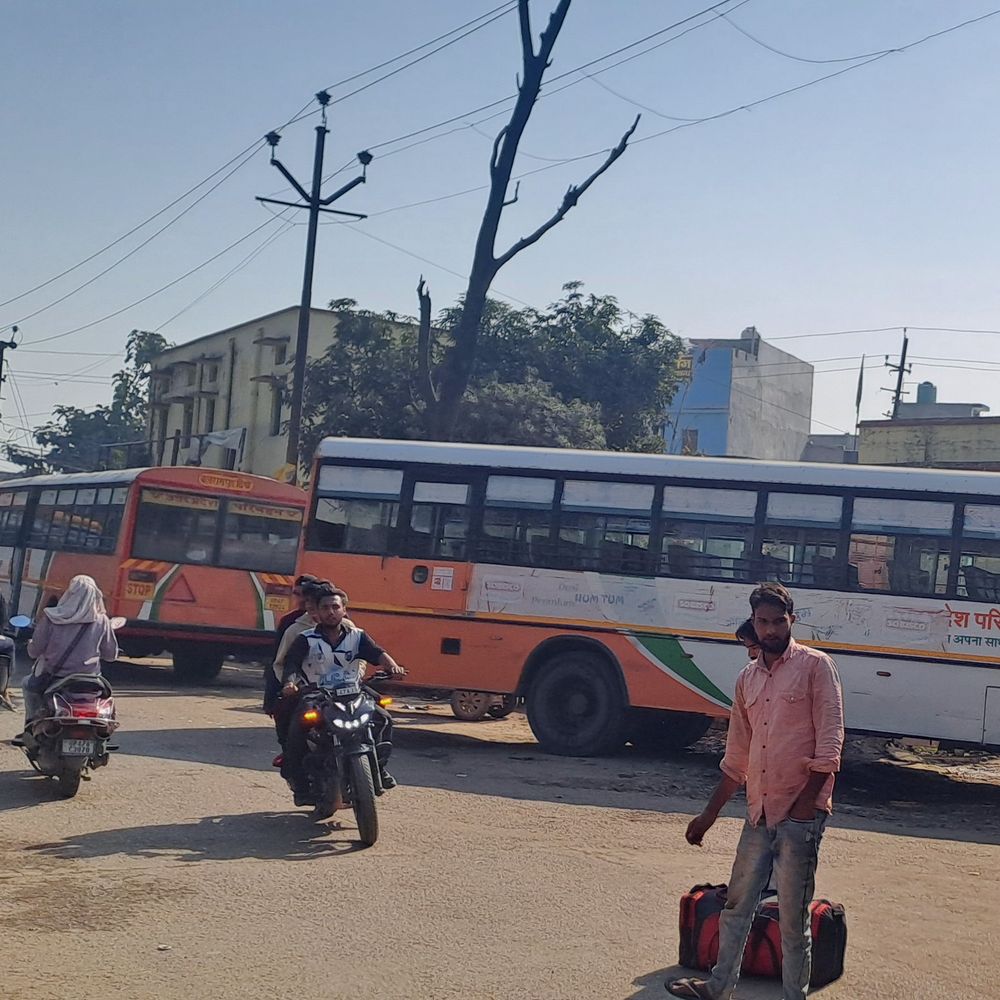 बलरामपुर महोत्सव के लिए विशेष बसें, कड़ी सुरक्षा:प्रशासन ने की व्यापक व्यवस्था, भीड़ जुटने की उम्मीद