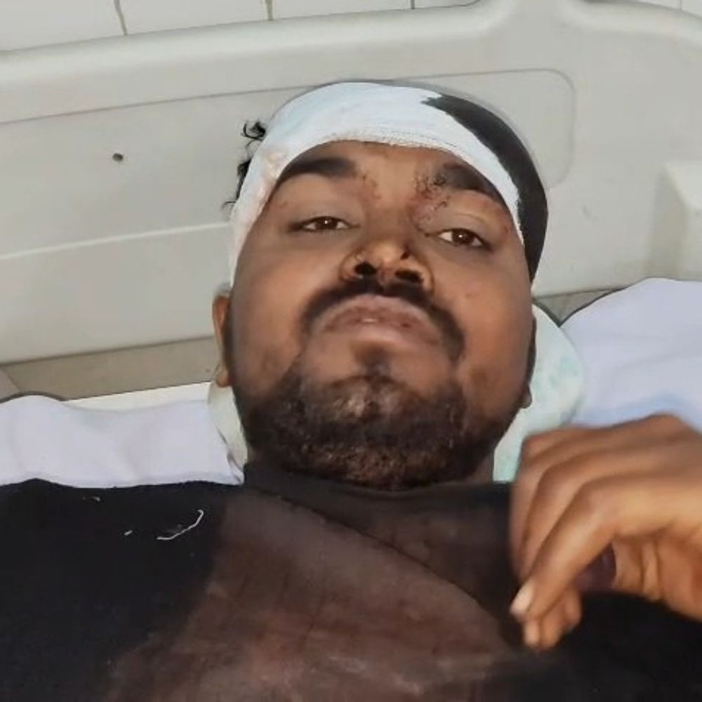 शराब के पैसे न देने पर किसान को पीटा:महोबा में तीन दबंगों ने रास्ता रोका, विरोध करने पर हमला