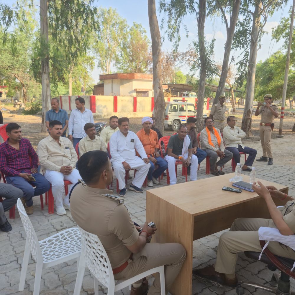 सजेती के बारीपाल में सहायता केंद्र की शुरुआत:डीसीपी साउथ ने ग्रामीण क्षेत्रों में लगाई चौपाल, सुनीं जनता की समस्याएं, त्वरित निस्तारण करने के दिए निर्देश