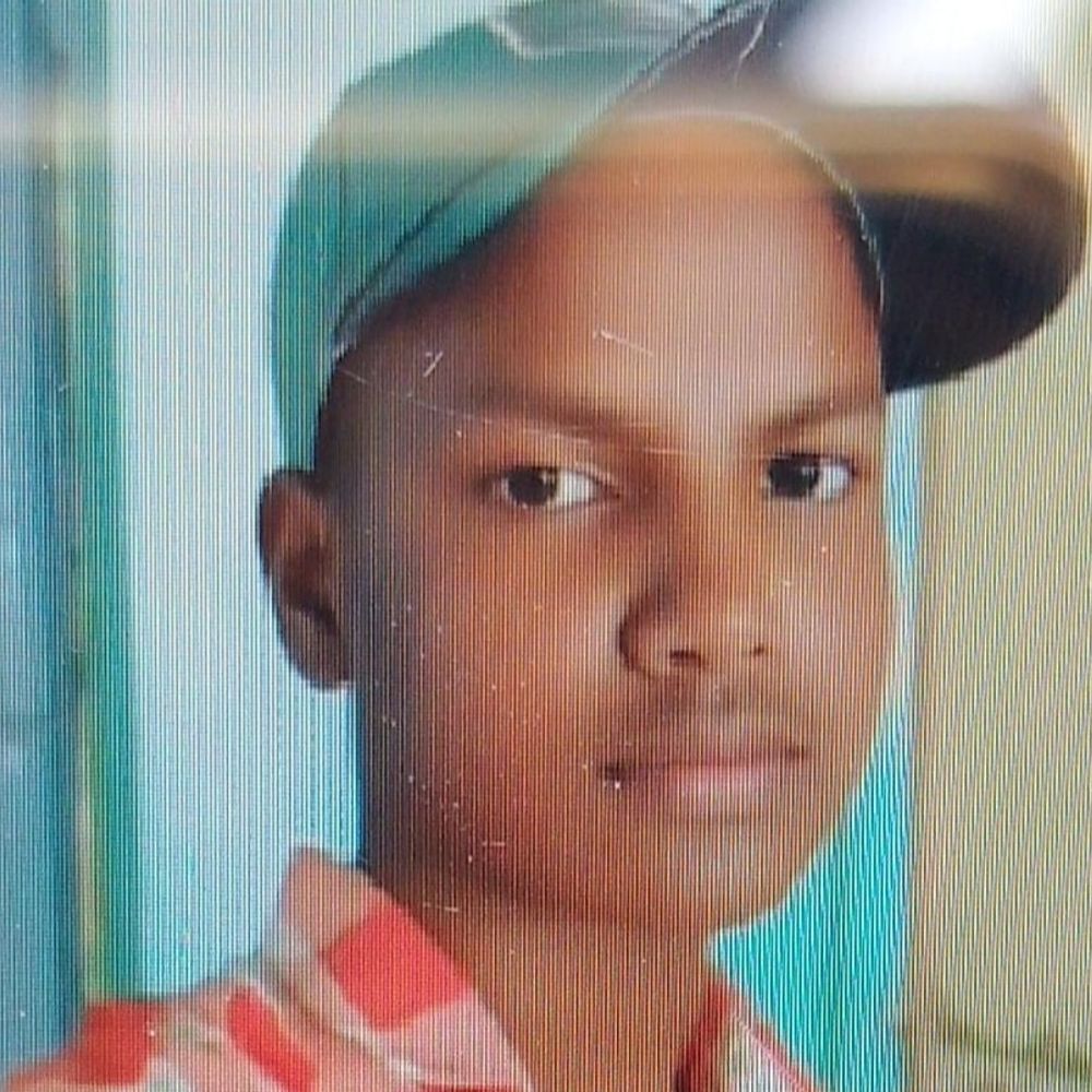 गंगा एक्सप्रेस-वे पर बाइक की टक्कर, किशोर की मौत:उन्नाव में गौरा मोड़ के पास हादसा, एक घायल, बाइक जब्त