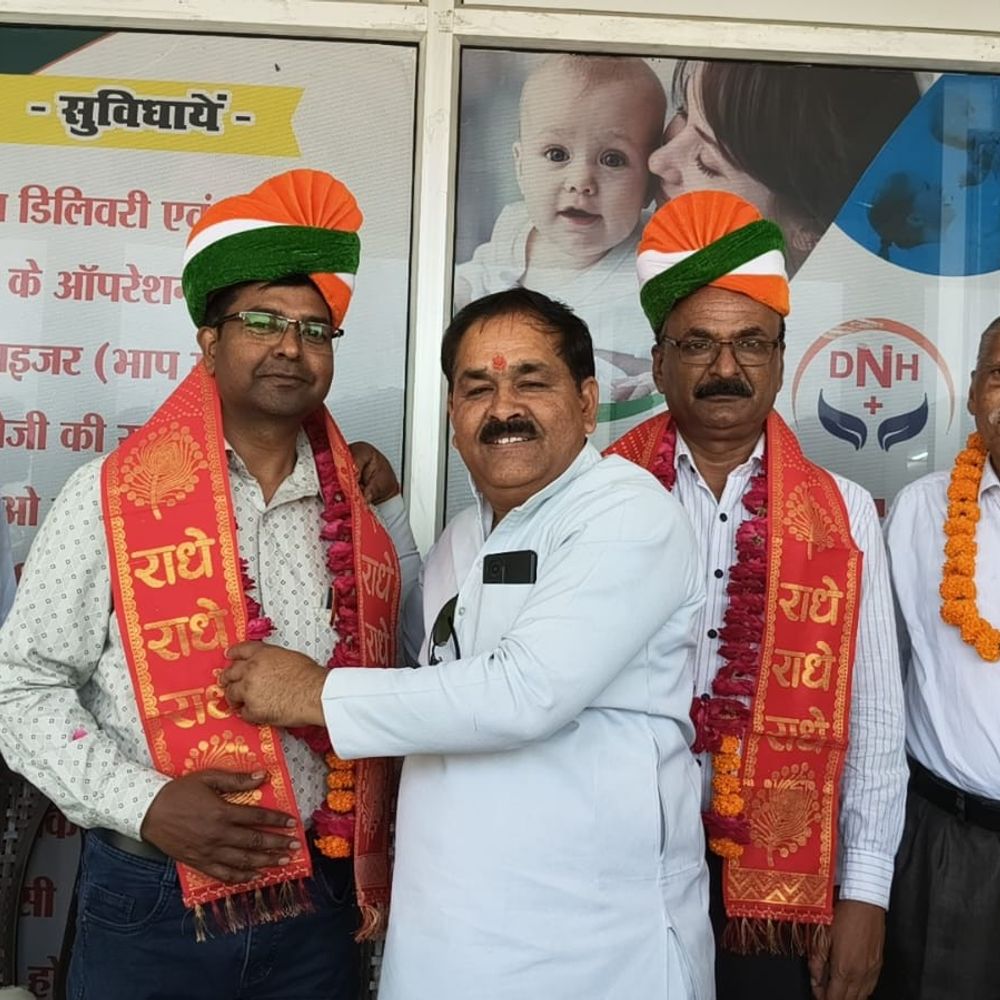 मैनपुरी का नाम देश में गूंजा NGO ने रचा इतिहास:इंदौर में नेशनल एक्सीलेंस अवॉर्ड- हाईएस्ट रैंक्ड NGO ऑफ द ईयर 2026 से सम्मानित