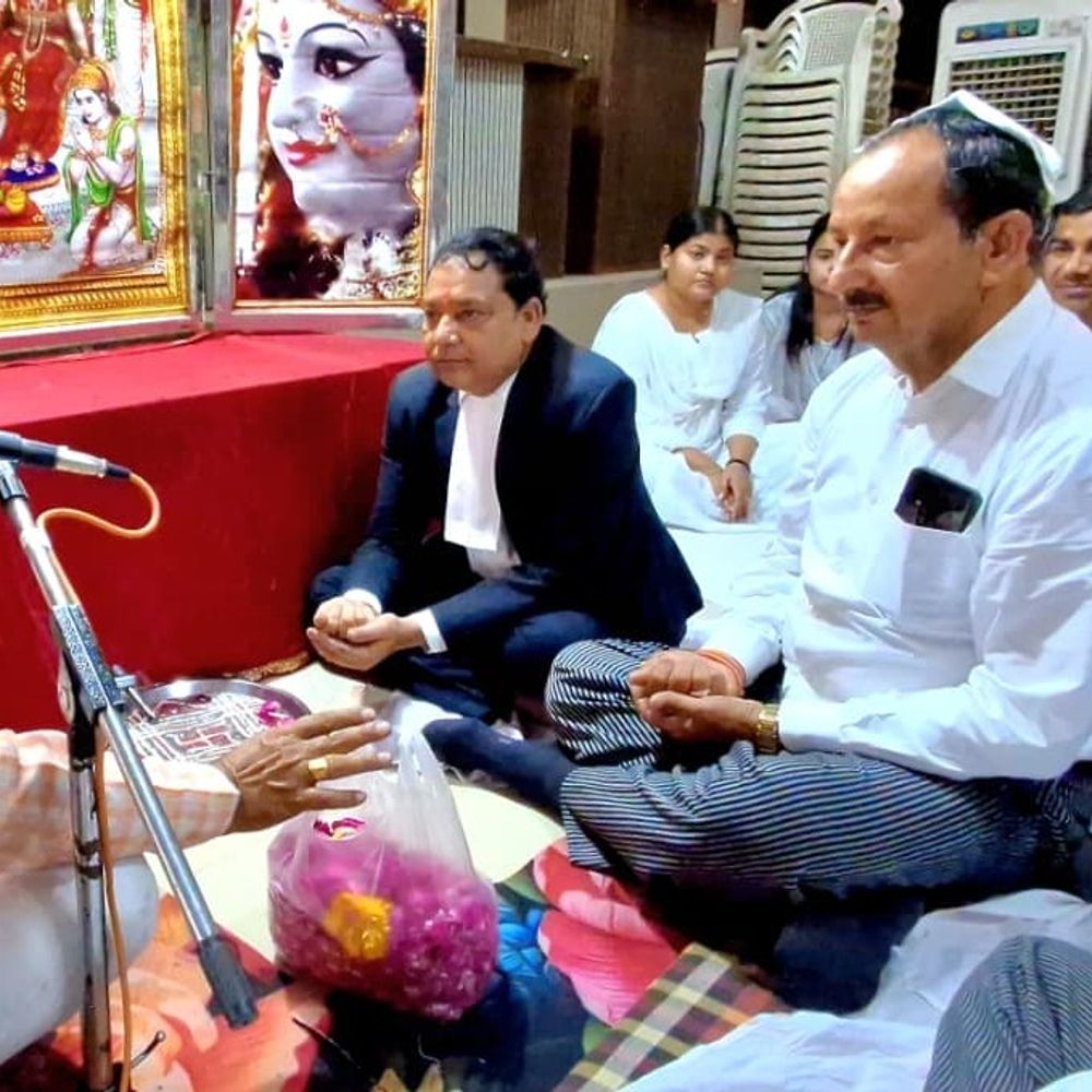 डिस्ट्रिक्ट बार एसोसिएशन सभागार में हनुमान जयंती पर सुंदरकांड पाठ:भजन और संगीतमय शैली में पाठ; भक्ति, आस्था और धार्मिक माहौल का संगम