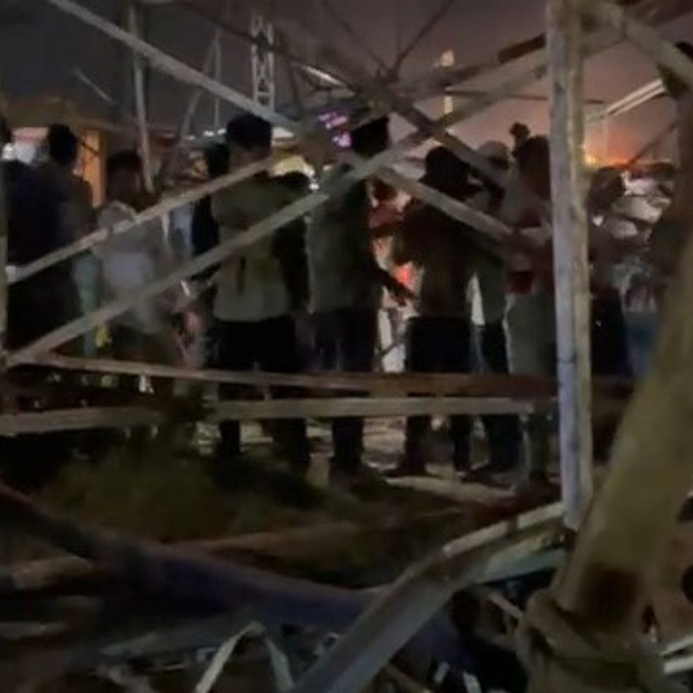 कुशीनगर के भैसहा मेले में झूला टूटा,20 से ज्यादा घायल:नेपाल और बिहार से आए थे श्रद्धालु; कई की हालत गंभीर