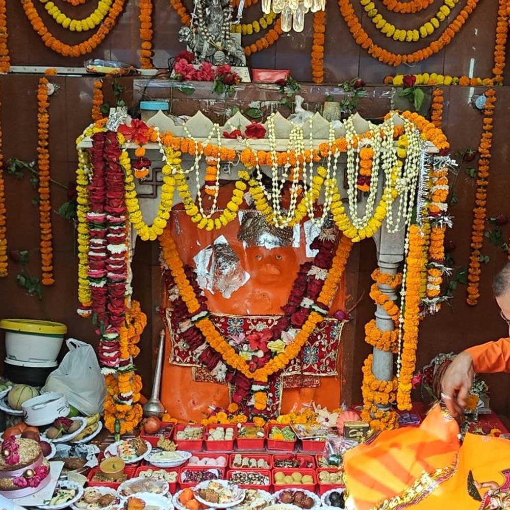 धमतरी में हनुमान जन्मोत्सव धूमधाम से मनाया गया:  मंदिरों में उमड़ी भक्तों की भीड़, 200 मीटर लंबी कतार, वितरित किए गए प्रसाद – Dhamtari News