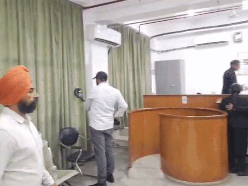 पंचकूला कोर्ट में पुलिस की मॉकड्रिल:  हाईकोर्ट में धमकी के बाद प्रशासन एक्टिव, डिस्पोजल दस्ता और डॉग स्क्वायड टीम ने ली तलाशी – Panchkula News