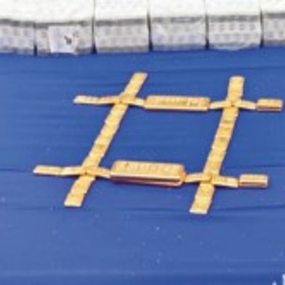 नक्सलियों ने 8 किलो 200 ग्राम सोना पुलिस को सौंपा:नोटबंदी में कैश को सोने में बदला, इंद्रावती नदी के किनारे दबाया था