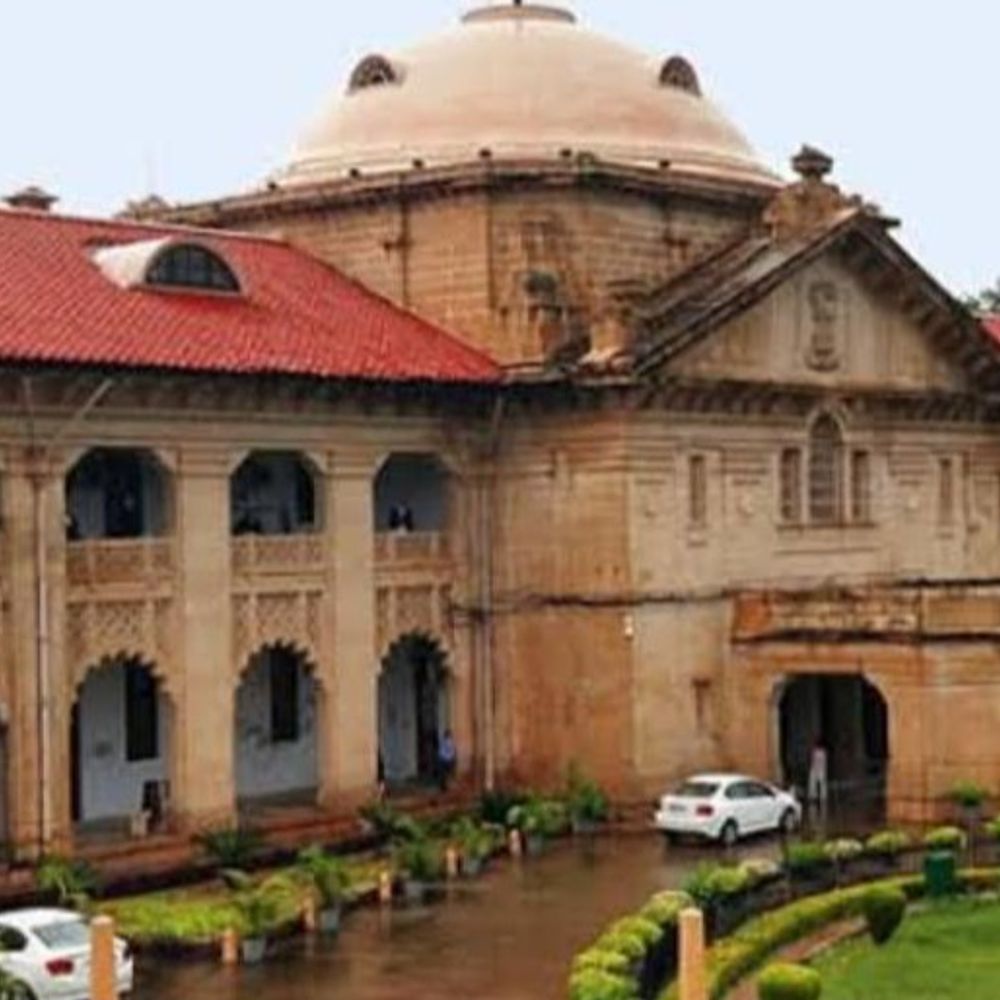 यूपी में नहीं मिल रहा असलहा लाइसेंस, हाईकोर्ट नाराज:हाईकोर्ट 75 ज़िलों के डीएम-एसपी से शस्त्र लाइसेंसों का विवरण मांगा