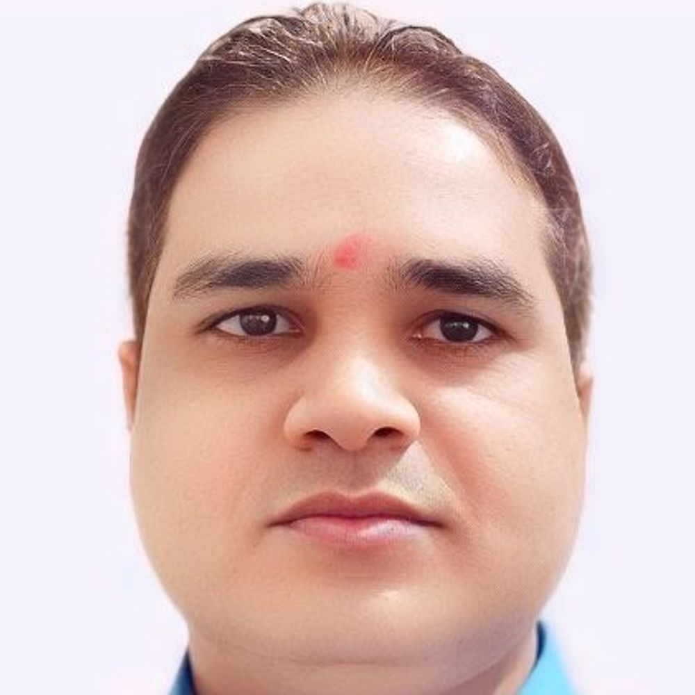 देवरिया डीआईओएस शिवनारायण सिंह का तबादला:सहायक शिक्षा निदेशक की मिली जिम्मेदारी, स्कंद शुक्ल नए जिला विद्यालय निरीक्षक