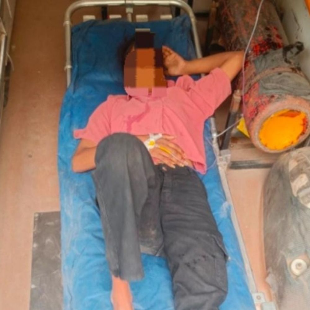 ऑनलाइन मंगाए जहर से युवती ने किया आत्महत्या का प्रयास:तबीयत बिगड़ी, परिजनों ने पहुंचाया अस्पताल, गंभीर हालत में रेफर