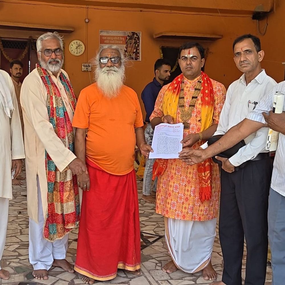 संभल–गजरौला रेल लाइन विस्तार को संत समाज का समर्थन:PM को पत्र लिखकर 50 साल पुरानी मांग पूरी करने की अपील