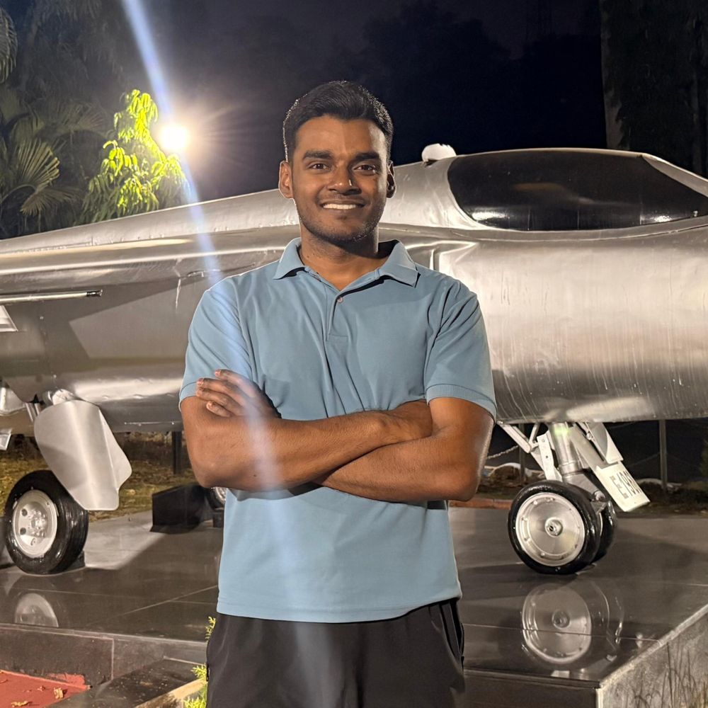 बलिया के सौरभ यादव वायुसेना में फ्लाइंग ऑफिसर बनेंगे:CDS परीक्षा में हुआ चयन, अखिल भारतीय स्तर पर 27वीं रैंक हासिल की