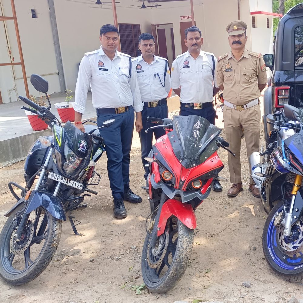 बांदा में खतरनाक स्टंट, 3 बाइक जब्त:वीडियो के बाद पुलिस ने की कार्रवाई, 30,500 का चालान