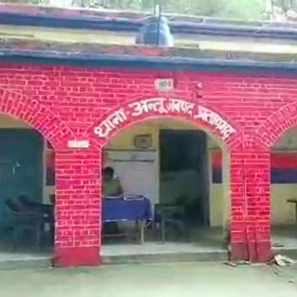 गैंगस्टर राजकुमार वर्मा की 31 लाख की संपत्ति कुर्क:जिला मजिस्ट्रेट ने अवैध गतिविधियों से अर्जित संपत्ति जब्त करने का आदेश दिया