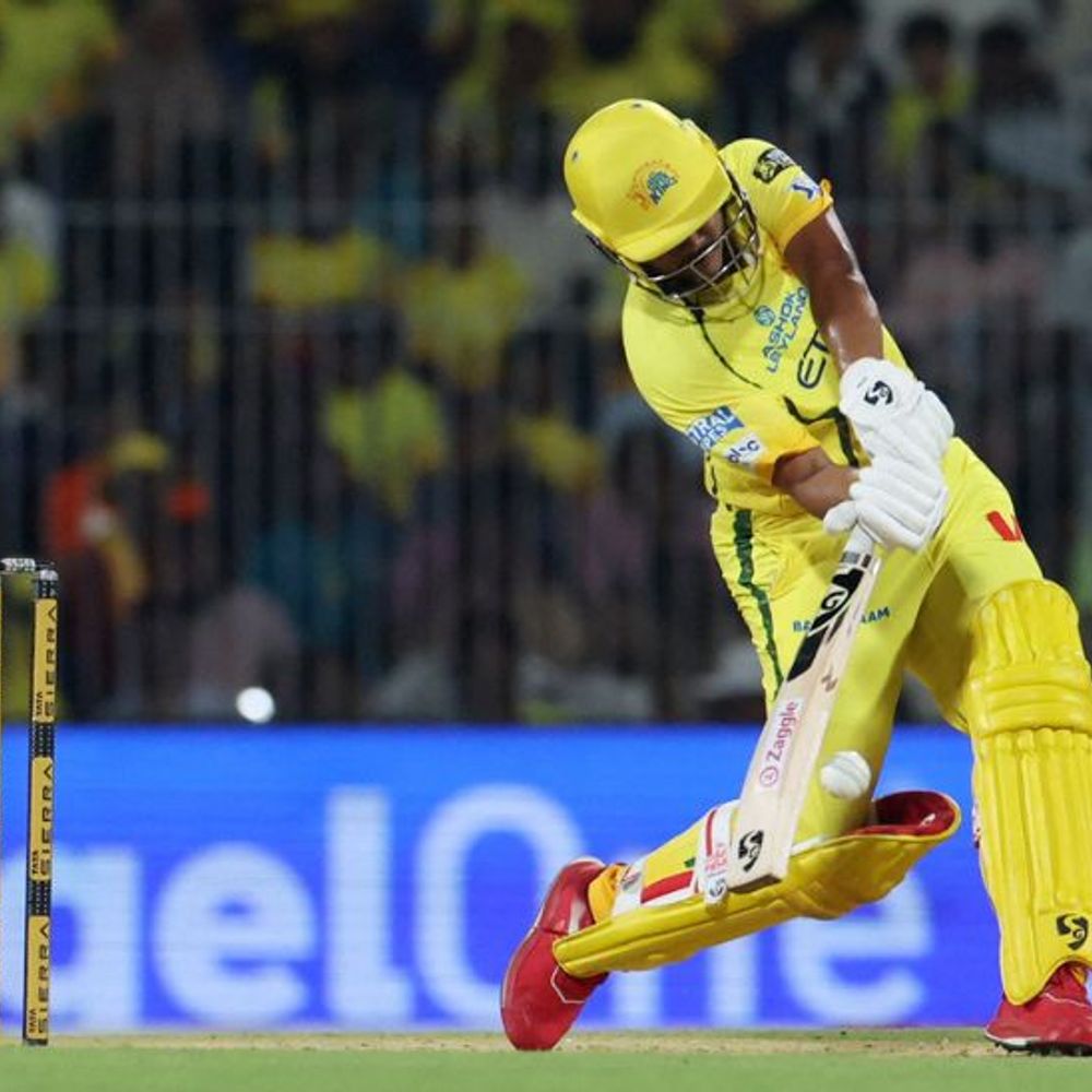 IPL में CSK vs PBKS:आयुष म्हात्रे ने 29 गेंद पर फिफ्टी लगाई, चेन्नई की सेंचुरी पूरी; संजू सैमसन आउट