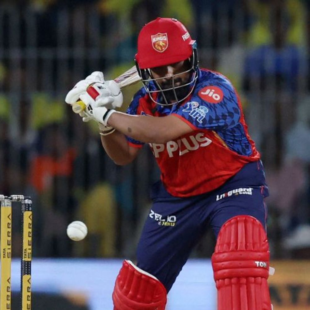 IPL- चेन्नई ने 210 रन का टारगेट दिया:प्रियांश आर्या 39 रन बनाकर आउट, मैट हेनरी ने बोल्ड किया; पंजाब की फिफ्टी पूरी