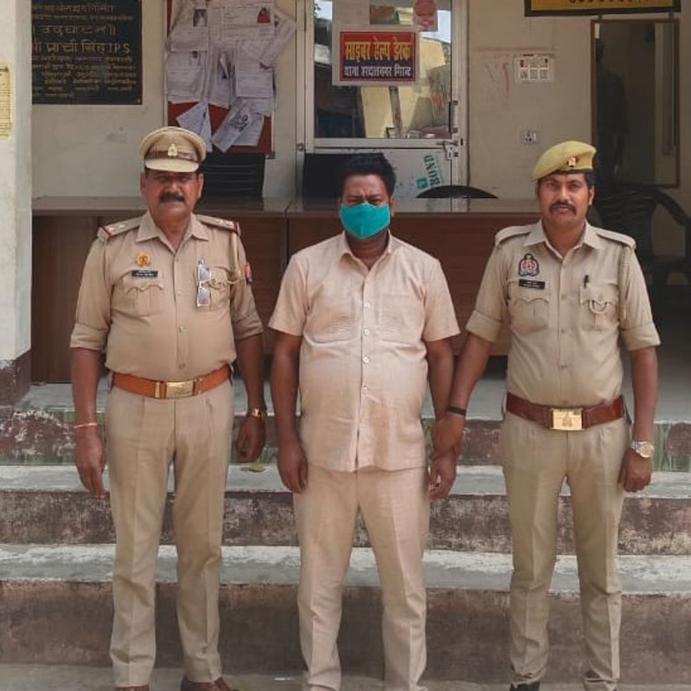 शादी का झांसा देकर किया दुष्कर्म, आरोपी गिरफ्तार:जातिसूचक गाली और धमकी देने का भी आरोप, काम के बहाने लिया था पीड़िता का नंबर