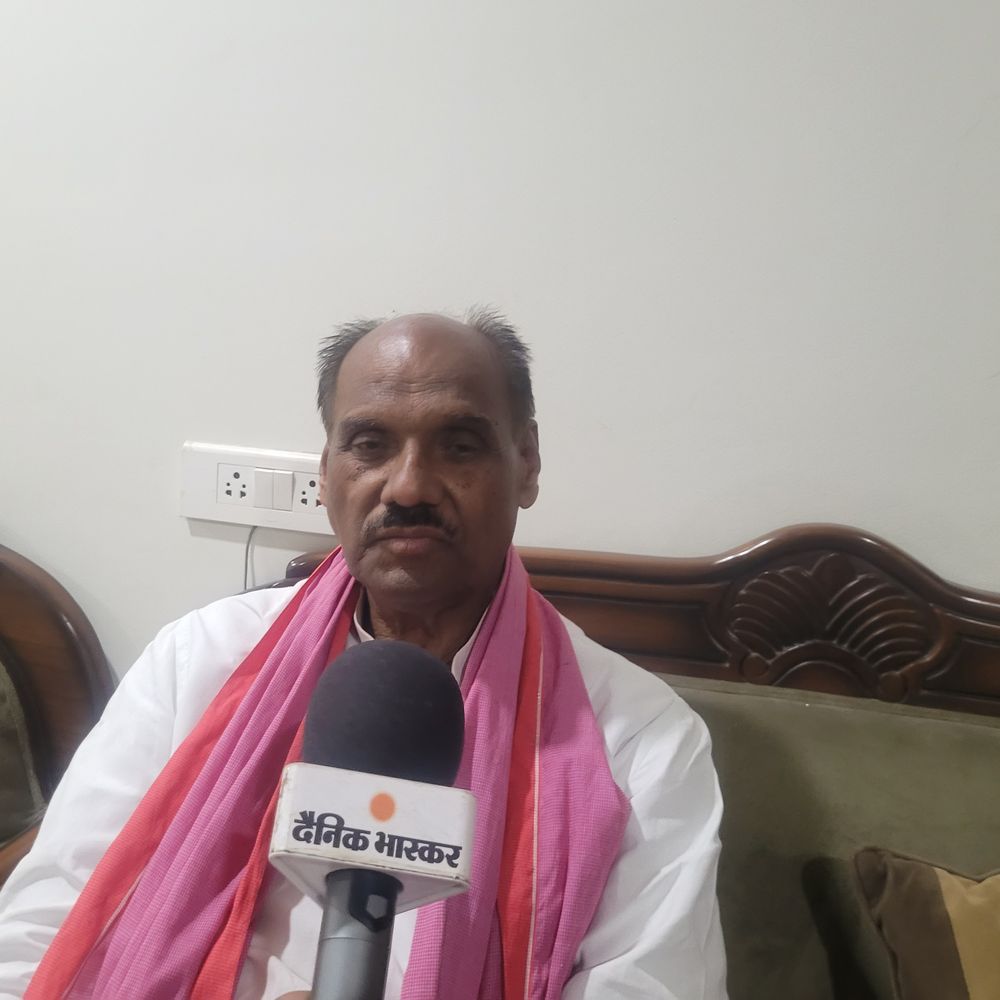 
                 आजमगढ़ सदर सीट पर दुर्गा यादव या कोई और मजबूत:भाजपा से अखिलेश मिश्रा, जयनाथ सिंह या सुशील सिंह हैं पहली पसंद, बसपा से किसे चुनेंगे 
            