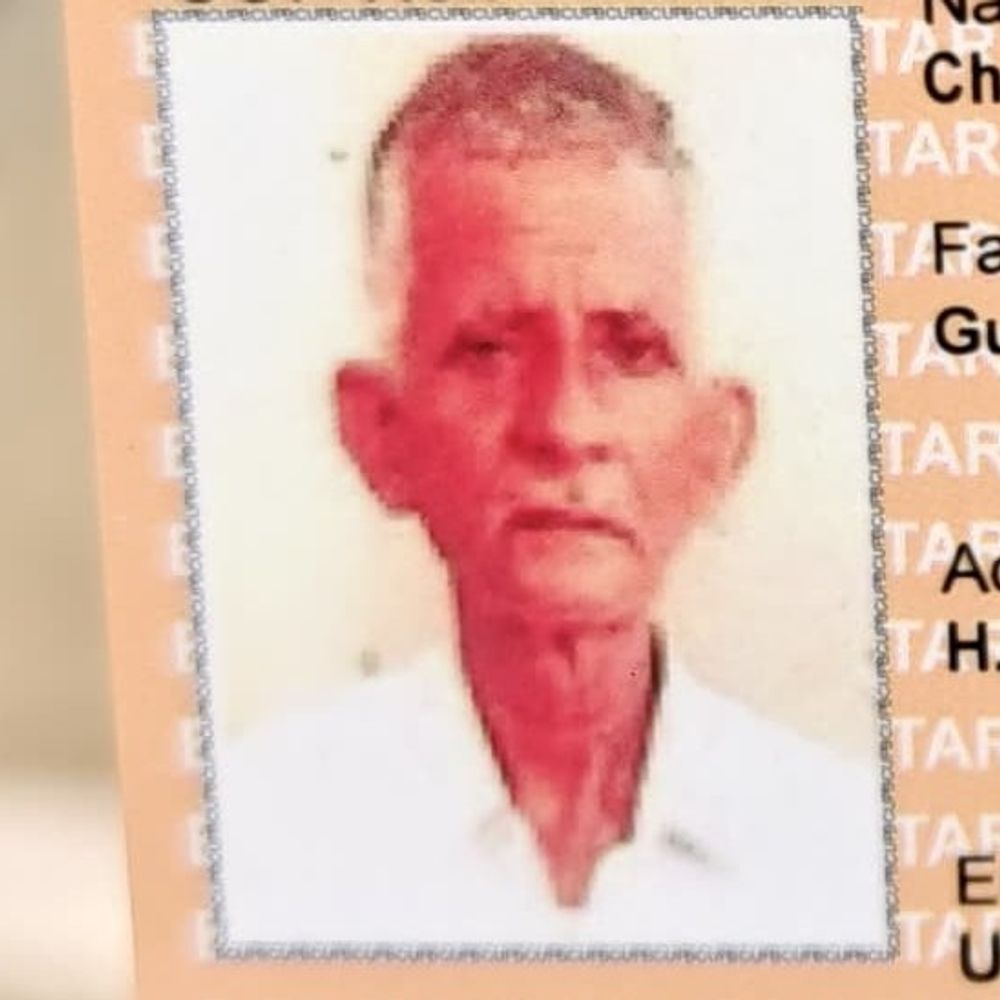 अधिवक्ता को ट्रैक्टर ने कुचला, मौके पर मौत:बलरामपुर में मतदान के बाद लौटते समय हादसा, पैदल जा रहे थे