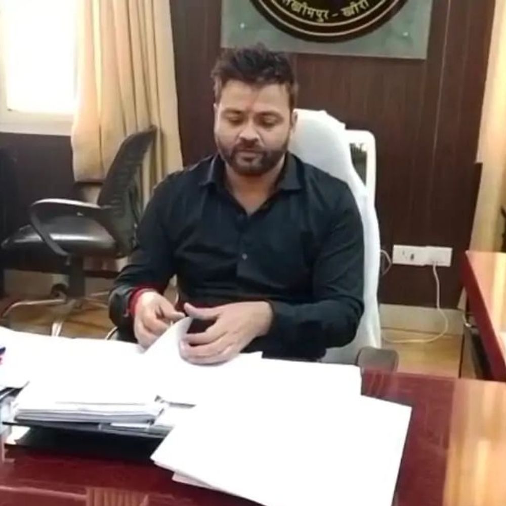 खीरी में स्कूली वाहनों के लिए नया पोर्टल लॉन्च:डेटा दर्ज अनिवार्य, नियम तोड़ने पर स्कूल मान्यता रद्द होगी