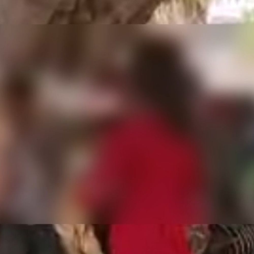 
                 संभल में मासूम बच्ची से छेड़छाड़:शादी कार्यक्रम में हुई घटना, पॉक्सो एक्ट में केस दर्ज 
            