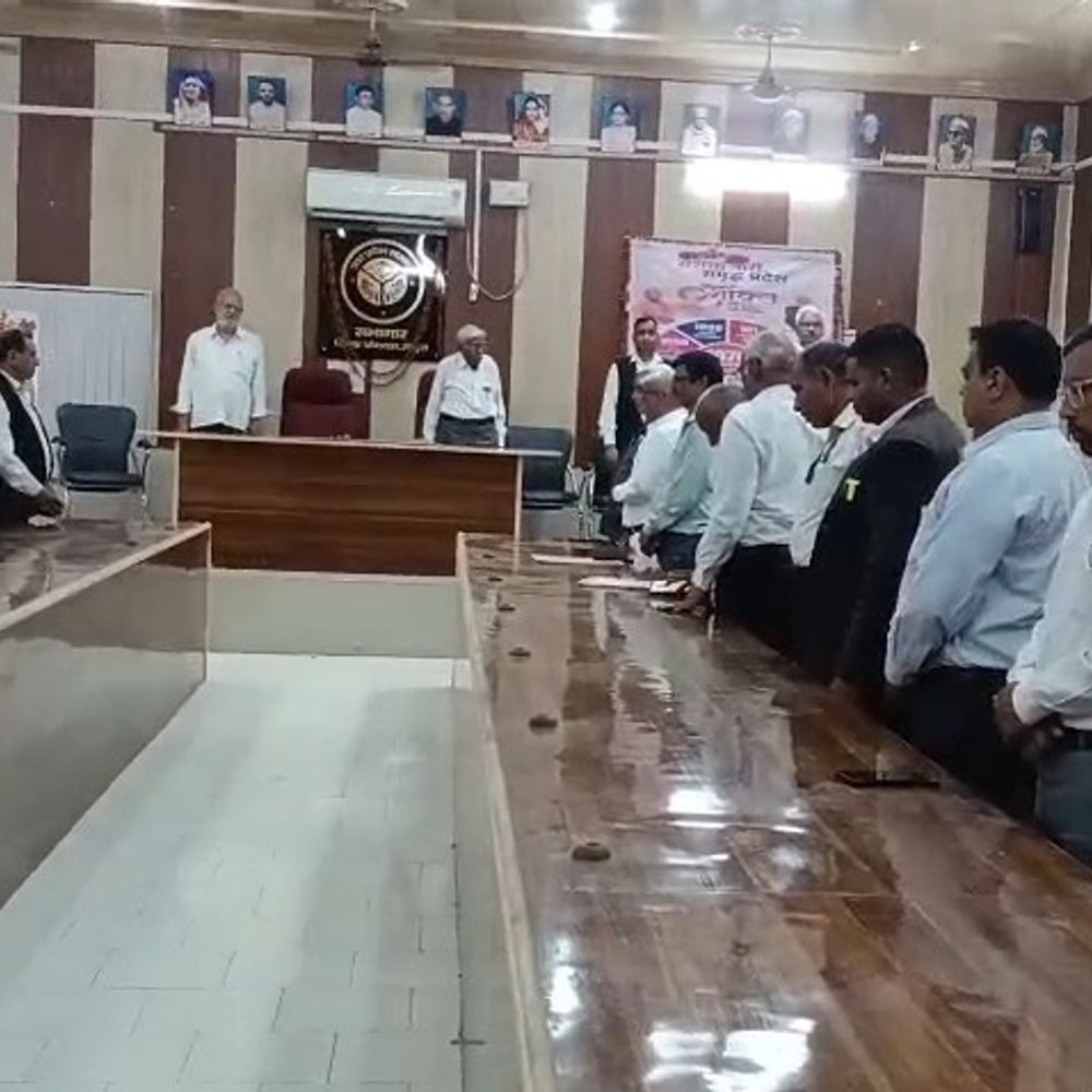 सम्राट अशोक की 2328 वीं जयंती मनाई:मथुरा में अधिवक्ताओं ने उनके आदर्शों को याद किया