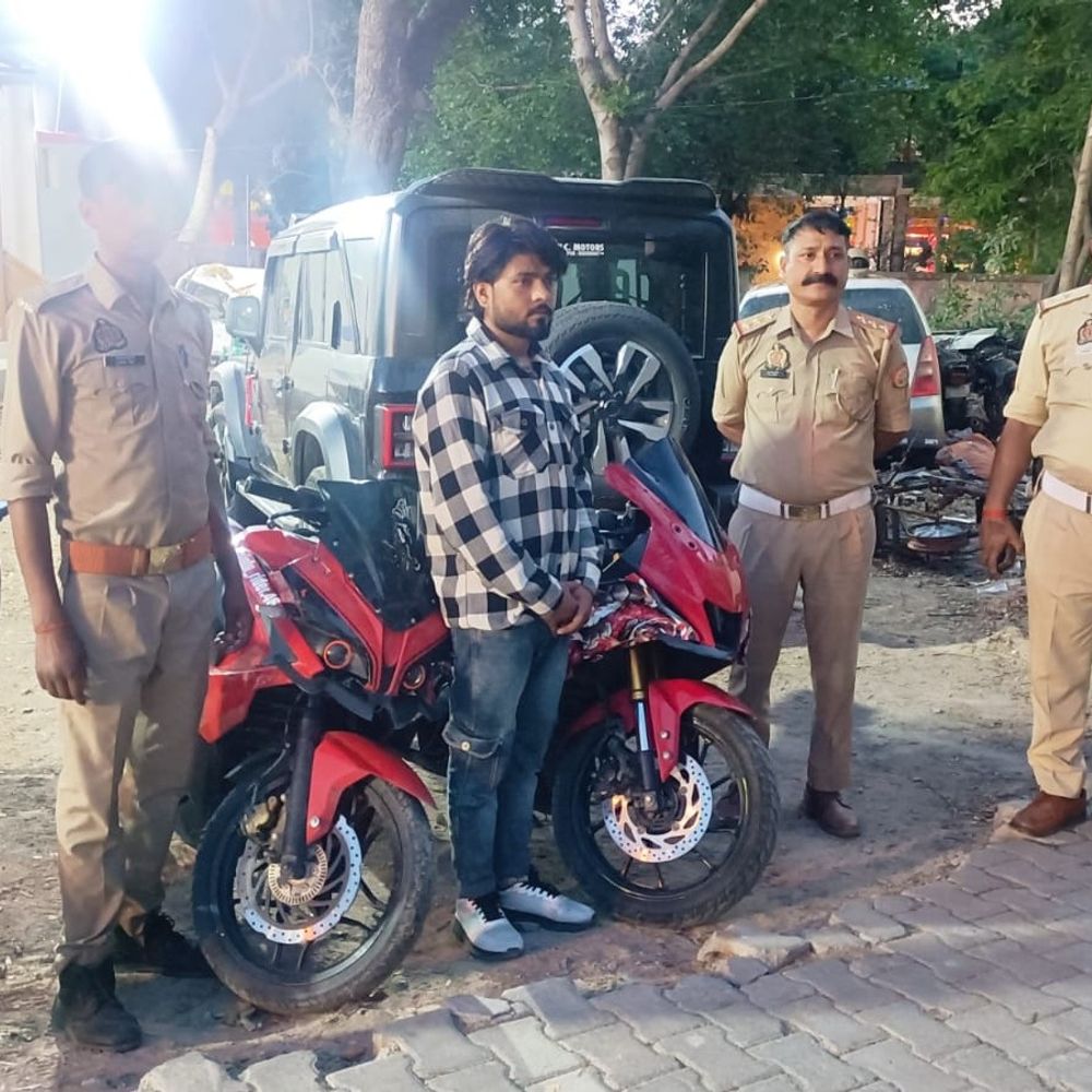 बांदा में खतरनाक स्टंट पर पुलिस का एक्शन:एक और बाइक सीज, ₹11,500 का चालान, तीन बाइक जब्त