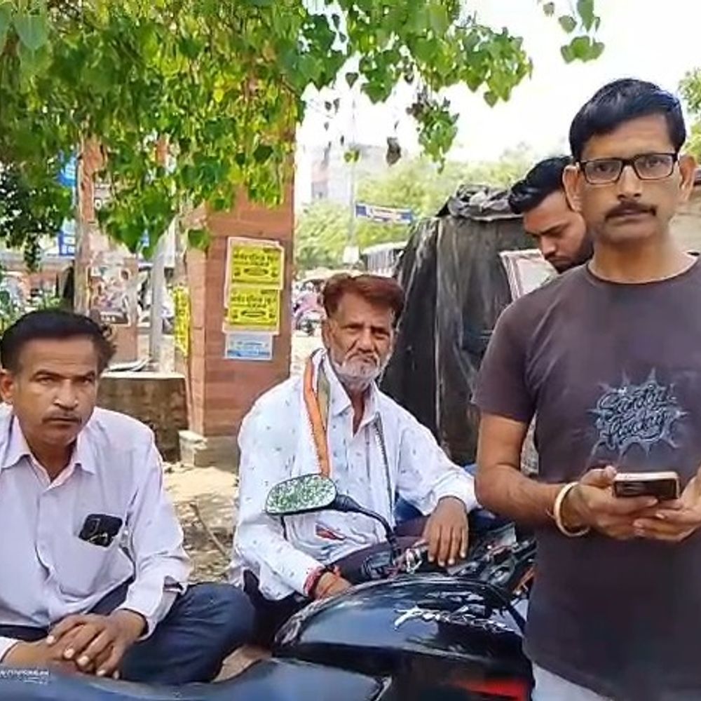 उन्नाव में सड़क हादसे में किसान की मौत:गेहूं कटवाने जा रहे थे, मां गंभीर रूप से घायल